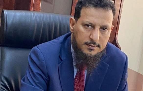 محافظ عدن: أمن واستقرار وتنمية عدن أولوية قصوى للسلطة المحلية