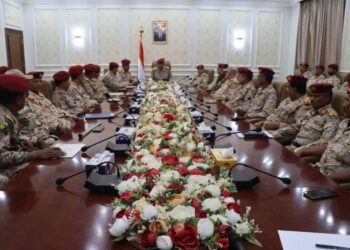 اجتماع عسكري  يناقش تنفيذ التوجيهات العليا واستكمال الخطة الأمنية