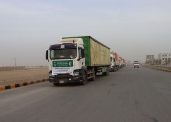 وصول قافلة إغاثية طارئة   إلى مأرب