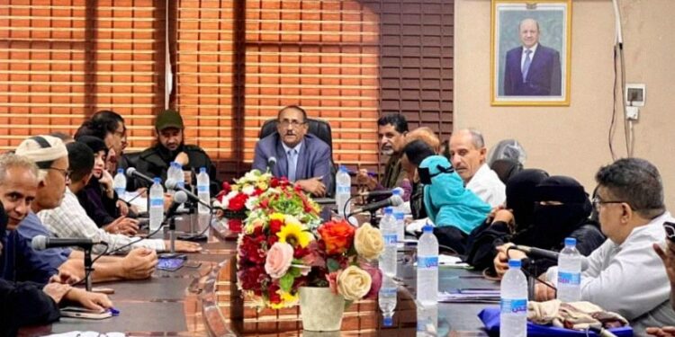 تنفيذي لحج يؤكد اهمية الحفاظ على السكينة العامة وصون النسيج المجتمعي