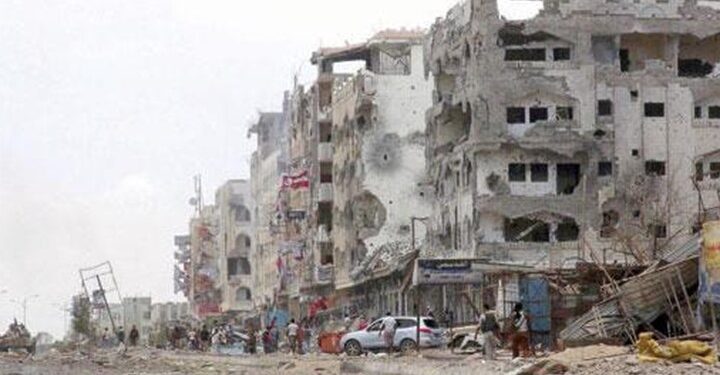 عقدٌ من الحصار ..تقرير حقوقي يوثق نحو 30 ألف حالة انتهاك بتعز