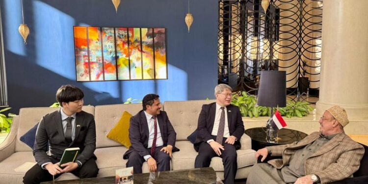 البركاني يناقش مع السفير الكوري مستوى الدعم الإنساني والتنموي المقدم لليمن