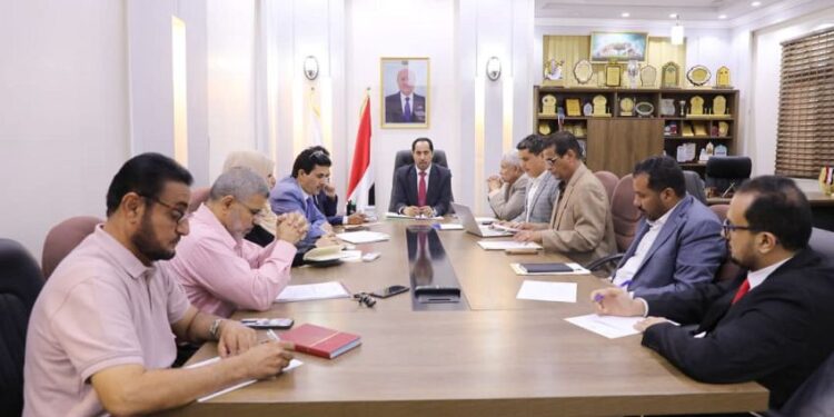 اجتماع في وزارة الشباب والرياضة يناقش رؤية الحكومة للمرحلة القادمة