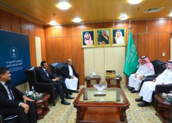 الخنبشي يشيد بدور البرنامج السعودي في  تنميه حضرموت