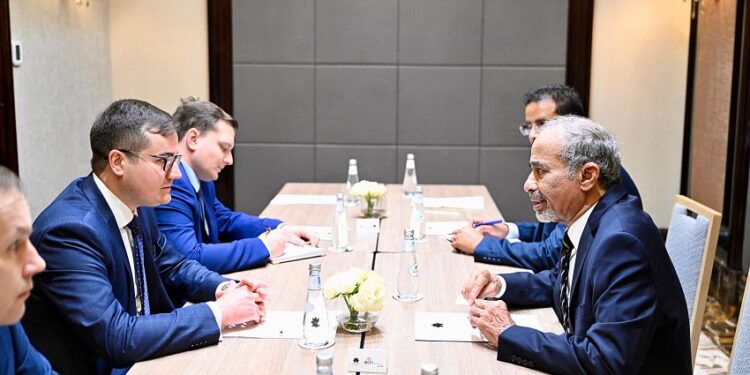 الصبيحي يبحث مع السفير الروسي المستجدات الوطنية