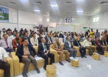 تدشين ملتقى الطاقة المتجددة بكلية المجتمع في سيئون