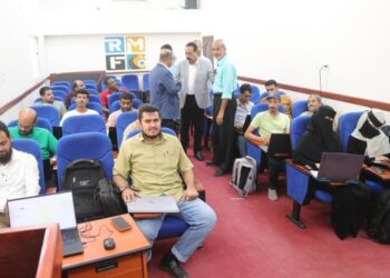 وزير الأشغال يدشّن دورة   في نظم المعلومات الجغرافية لتعزيز كفاءة صيانة الطرق