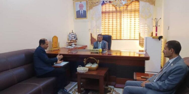 القدسي يناقش أوضاع مؤسسات التعليم العالي الحكومية والأهلية