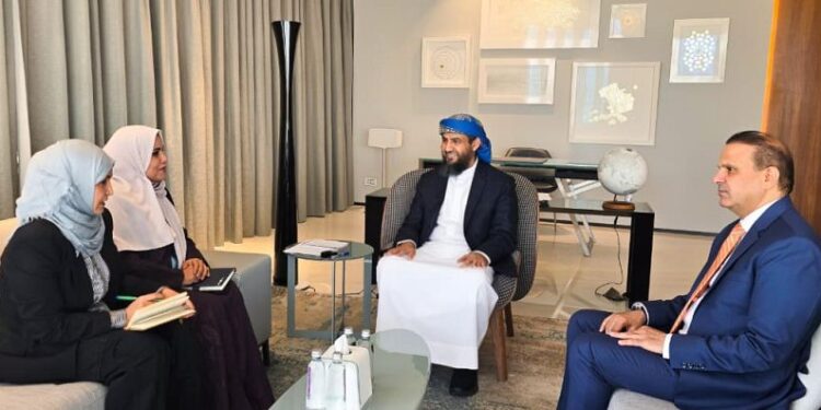 المحرّمي يشدد على ضرورة الارتقاء بالمنظومة القانونية وتعزيز حضور المرأة في مراكز صنع القرار