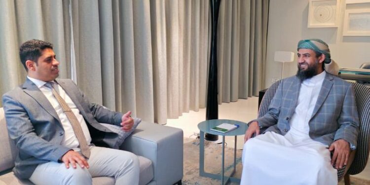 المحرّمي يؤكد أهمية توثيق الانتهاكات الحوثية وتعزيز ثقافة حقوق الإنسان