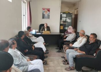 وكيل تعز يوجه بتكثيف الحملات والنزولات الميدانية لضبط الأسعار