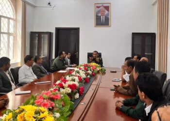 النسي يتابع سير العمل مع  مدراء عموم مصلحة الهجرة والجوازات في عدن