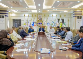 وزير النقل يناقش مع قيادة الوزارة  أولويات المرحلة وتعزيز أداء القطاعات