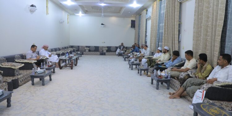 الوكيل بارباع يناقش قضايا قطاعي المياه والبيئة بوادي حضرموت