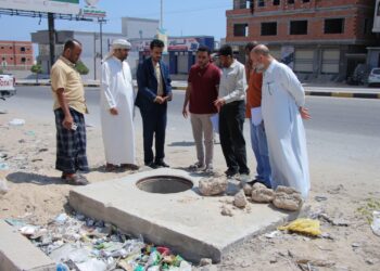الجيلاني يشهد استلام موقع مشروع لمعالجة اختناقات المياه في  المكلا