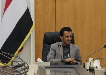 وكيل  حضرموت  يوجه بسرعة معالجة مشكلة الكهرباء في مديرية بروم ميفع