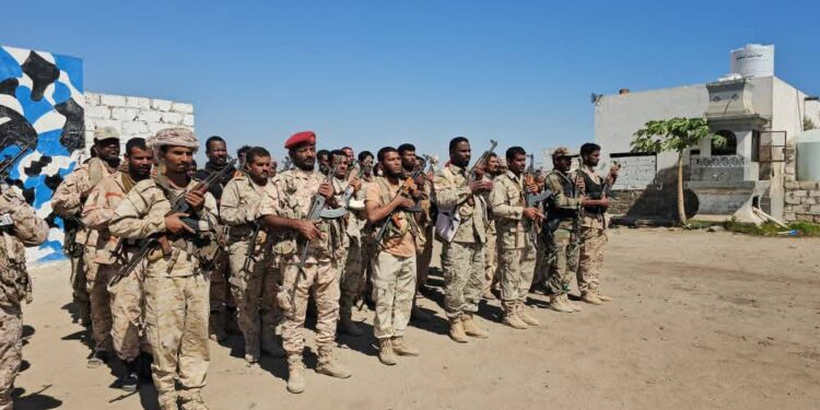 قائد خفر السواحل بحضرموت يتفقد جاهزية القطاع الشرقي وخطة الانتشار الميداني