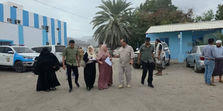 اللجنة الوطنية للتحقيق تنفذ زيارات ميدانية لمراكز الاحتجاز والسجون في عدن