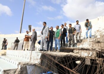 فريق هندسي سعودي يقيّم تأهيل ملعب 22 مايو بعدن