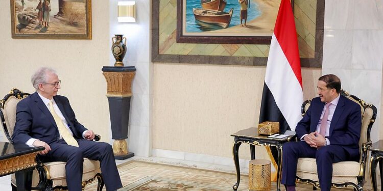 مجلي يبحث مع  السفير الألماني التعاون في محاربه التنظيمات الارهابيه