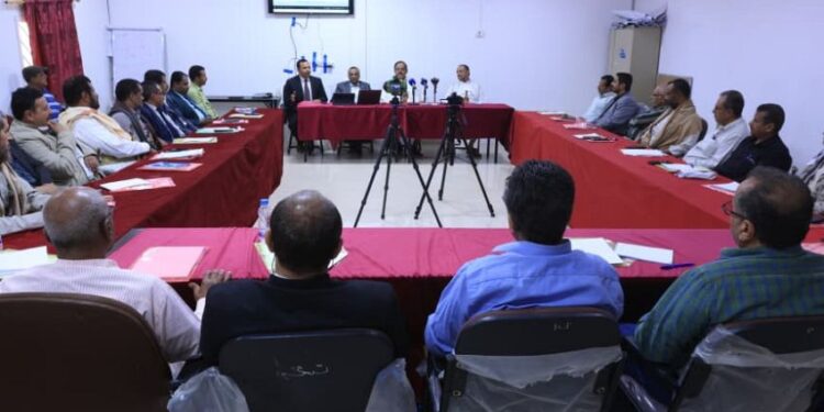 اختتام دورة مهارات اعداد التقارير الحكومية واستخدام الذكاء الاصطناعي