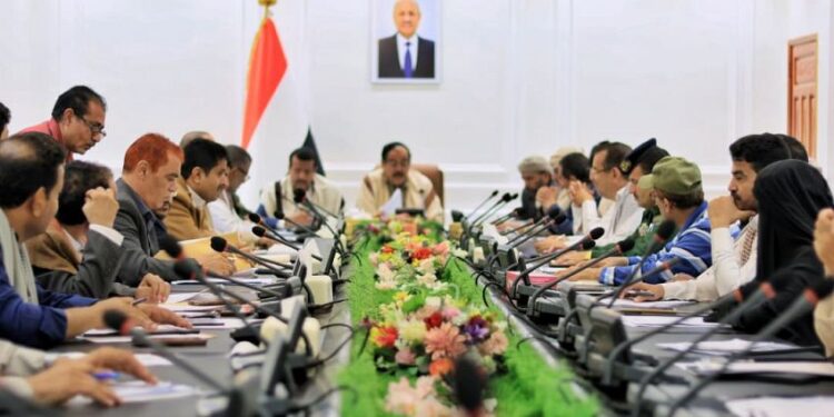 تنفيذي مأرب يناقش تقارير عدد من المكاتب بالمحافظة