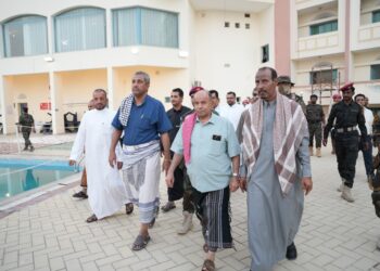 الخنبشي يشهد الأمسية الرمضانية والإفطار السنوي لغرفة تجارة وصناعة حضرموت