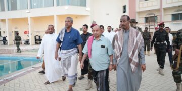 الخنبشي يشهد الأمسية الرمضانية والإفطار السنوي لغرفة تجارة وصناعة حضرموت