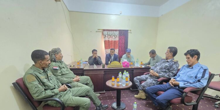 اجتماع أمني موسّع بسقطرى يناقش تعزيز الانضباط