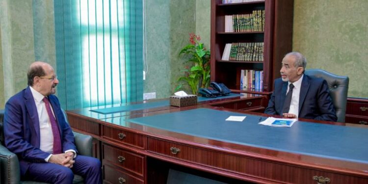 الصبيحي  يشدد على معالجة القضايا المرتبطة بالأوضاع المعيشية للمواطنين