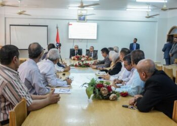 الصبيحي يشيد بالإنجازات العلمية والفكرية التي حققتها جامعة عدن