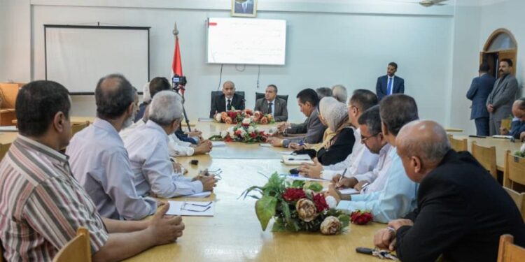 الصبيحي يشيد بالإنجازات العلمية والفكرية التي حققتها جامعة عدن