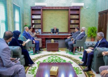 الصبيحي يناقش مع عدد من الوزراء تطوير الأداء وتعزيز الخدمات