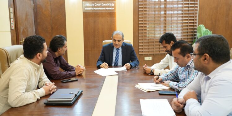 وزير الصحة يطلع على تقرير النزول الإشرافي النهائي لمشروع تحسين فرص الحصول على الأدوية