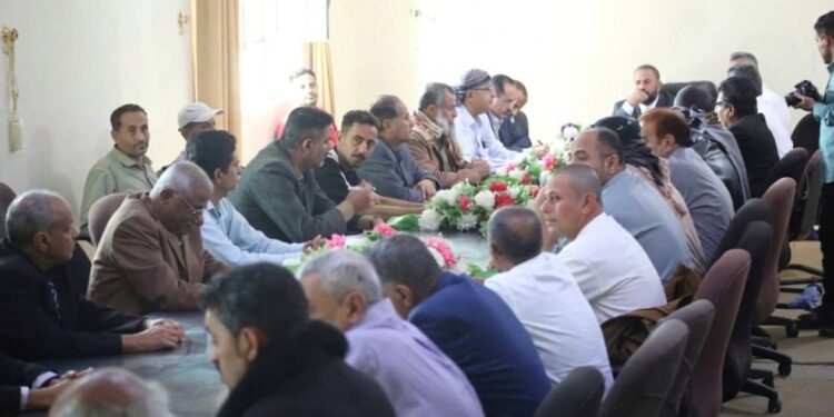 محافظ الضالع يترأس اجتماع المكتب التنفيذي