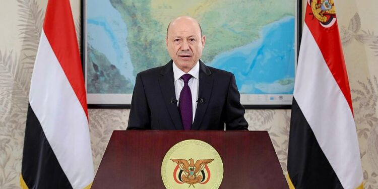 العليمي: بشائر الخلاص تلوح في الأفق والشراكة مع المملكة هي الملاذ الآمن للمنطقة بأسرها