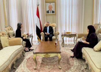 وزير الشؤون الاجتماعية يبحث مع السفيرة الفرنسية تعزيز التعاون الانساني والتنموي