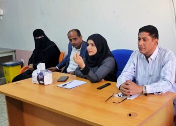 وكيل محافظة تعز تتفقد سير العمل في المستشفى الجمهوري