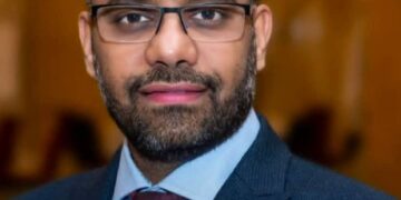 باصرة يبحث مع السفيرة البريطانية تعزيز التعاون في قطاع الاتصالات