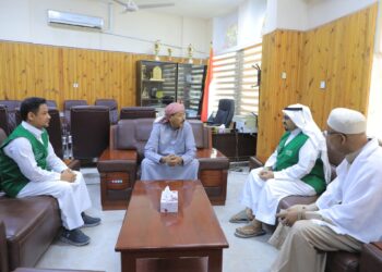 بارباع  يبحث تدخلات البرنامج السعودي التنموية في وادي وصحراء حضرموت