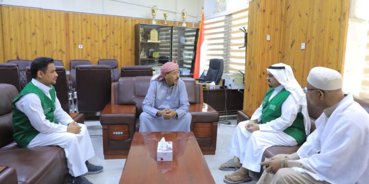 بارباع يبحث تدخلات البرنامج السعودي التنموية في وادي وصحراء حضرموت