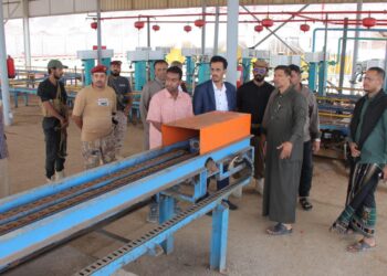 لجنة متابعة الغاز بحضرموت تتفقد منشأة غاز بروم بحضرموت