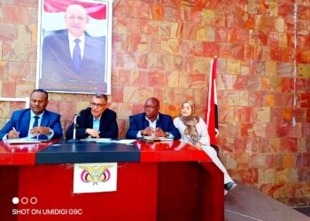 اجتماع موسع بتعز يقر تسيير قافلة إغاثية لـ 1500 أسرة متضررة من السيول بمديريات الساحل