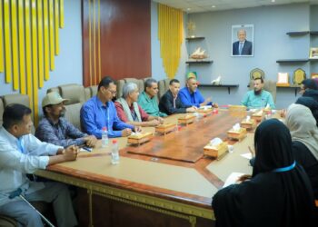 شيخ : دعم العملية التعليمية في عدن أولوية للسلطة المحلية