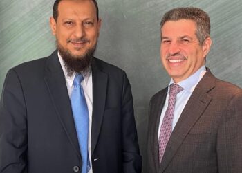 شيخ يبحث مع السفير الامريكي دعم جهود الاستقرار وتحسين الأوضاع في عدن