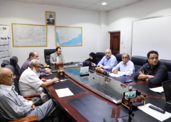 وزير الكهرباء يتابع  تصريف طاقة بترومسيلة والطاقة الشمسية ومعالجة التحديات الفنية في المنظومة