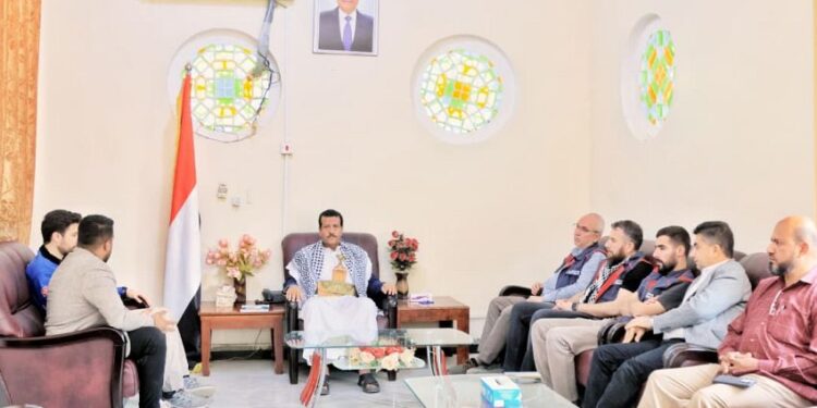 مفتاح  يبحث مع جمعيتي «دينيز فنري» و«الخير» التركيتين تدخلاتهما الإنسانية بمارب