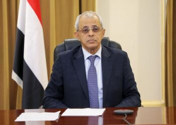 اليمن يجدد تضامنه الكامل مع الدول العربية أمام الاعتداءات الإيرانية