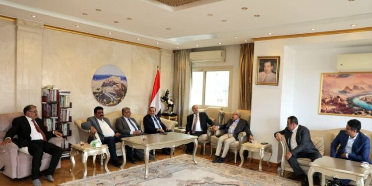 البركاني يلتقي وزير الدولة لشؤون مجلسي النواب والشورى