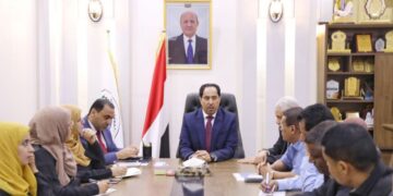 البكري يناقش ترتيبات تنفيذ الخطة الوطنية لتمكين الشباب